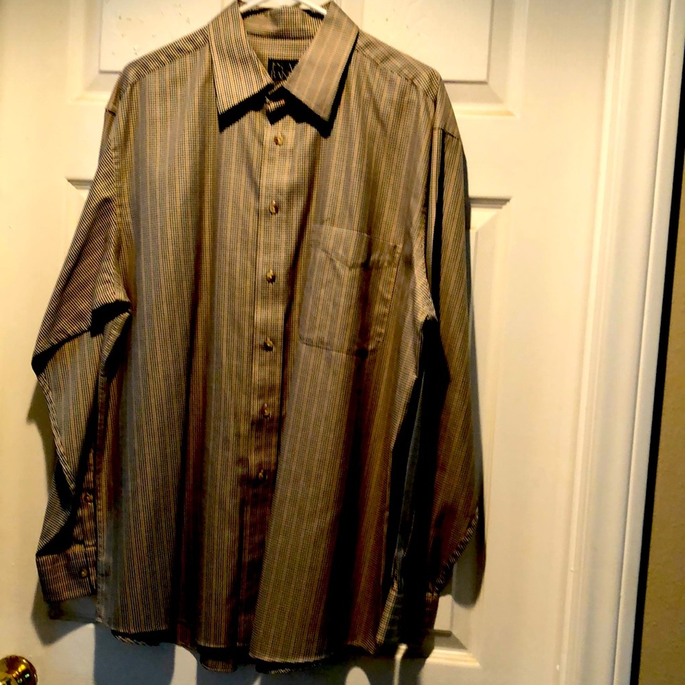 Jos A Bank new without tags long sleeve shirt